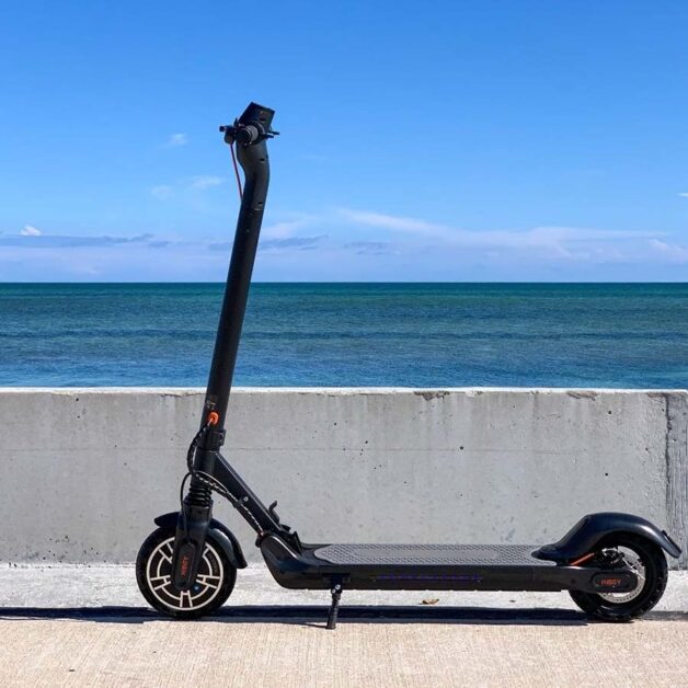hiboy max scooter next to the sea