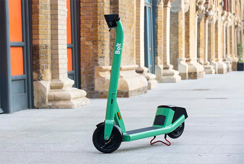 Bolt electric scooter