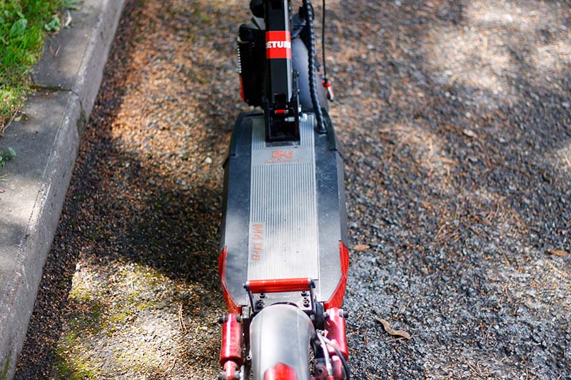 the deck of kugoo electric scooter