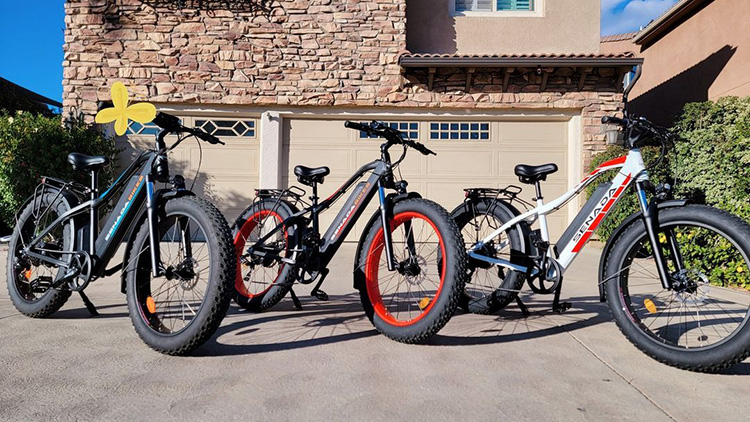 3 senada electric bikes in a row