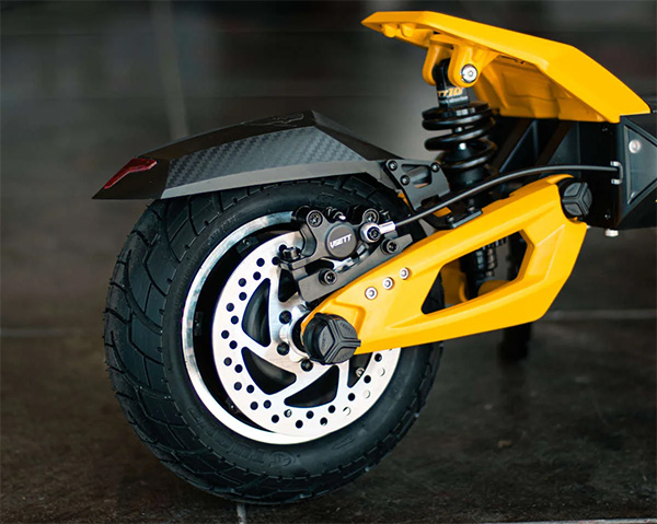 hydraulic disc brakes of vsett electric scooter
