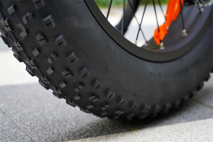 a tire of electric bike